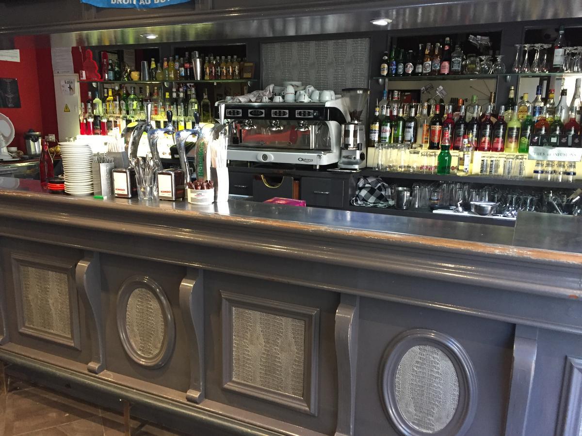 乐萨拉购酒店 Clermont-lʼHérault 外观 照片